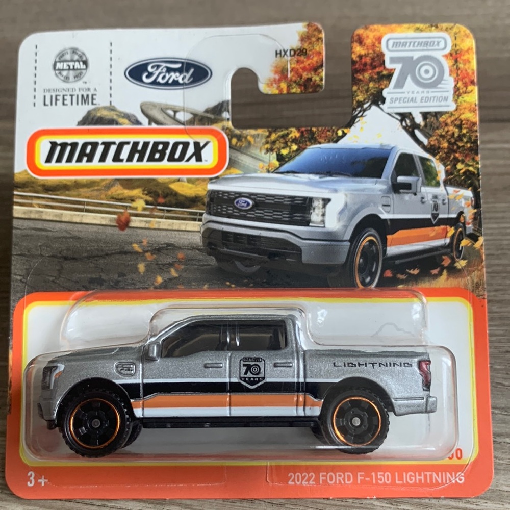 MatchBox Ford F150 Lightning Silver Truck MBX Special 70 Years Anniversary New